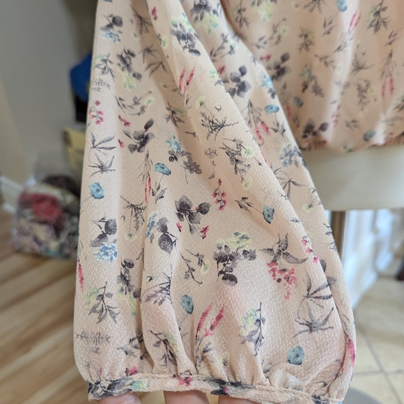 Lush Pink Floral Off-Shoulder Blouse - Picture 4 of 7